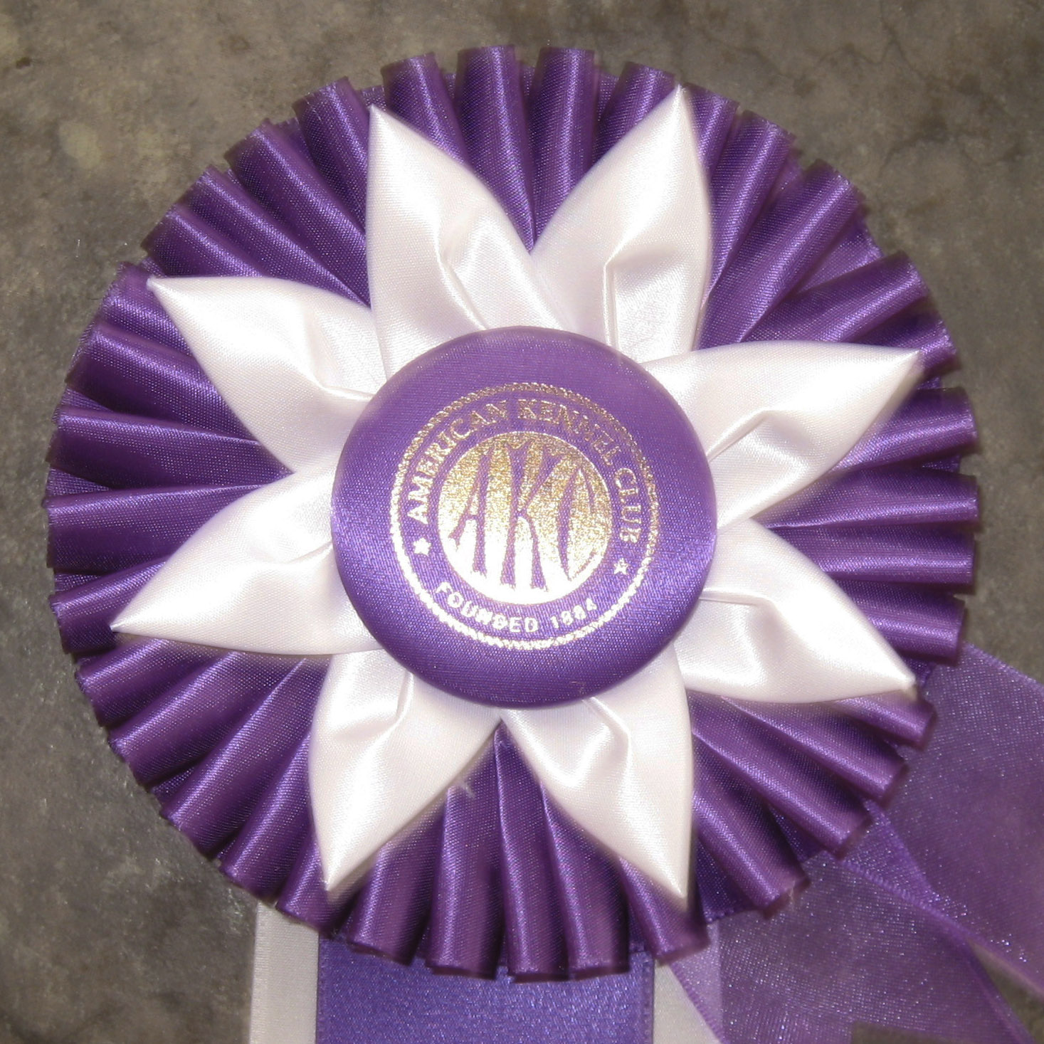 Rosette style #3- 1 row pleats w/ points on top, 5